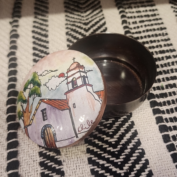 Beautiful Enamel Glossy Church Scenery Copper Trinket Jewelry Box with Lid - Picture 5 of 6